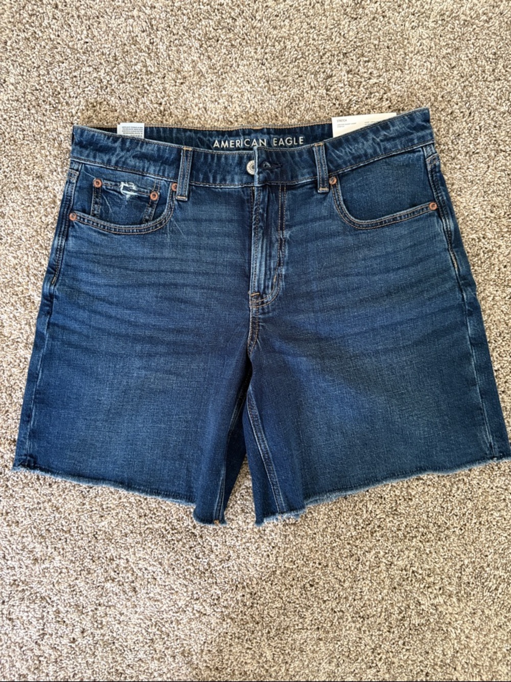 American Eagle Outfitters Low Rise Baggy Short - 7” inseam - NWT